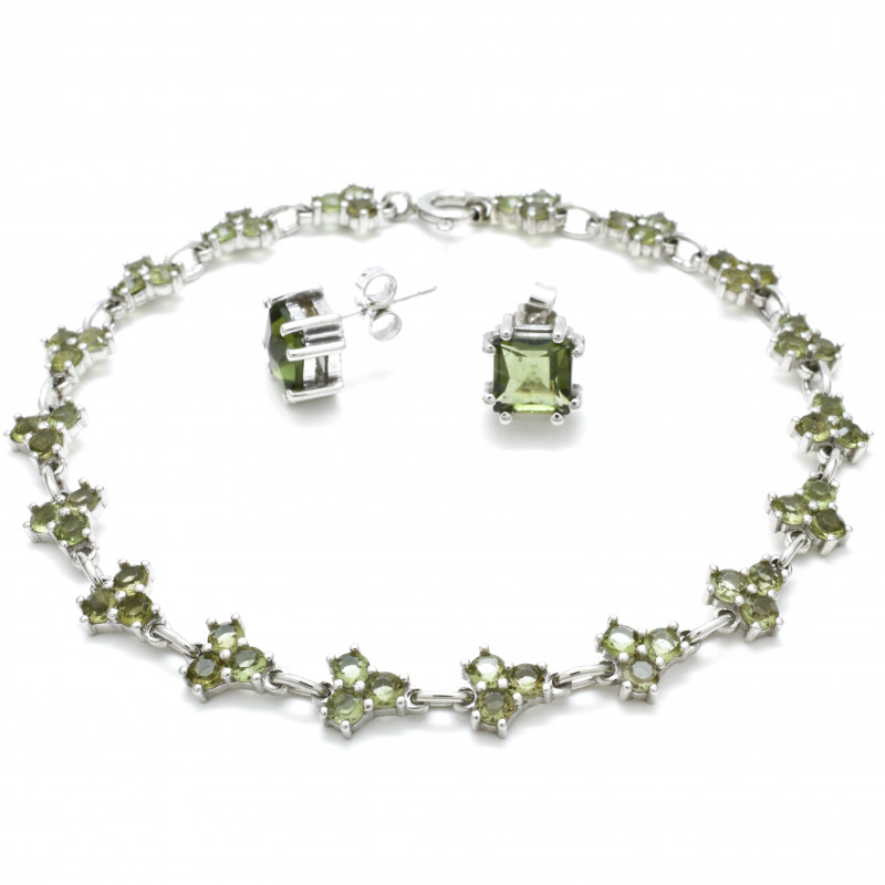 Stříbrn souprava zelený vltavín